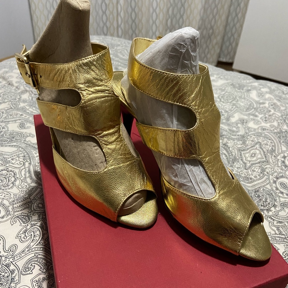 Ralph Lauren Gold Women's Peep-Toe Sandals